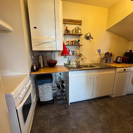 Duplex Avec Terrasse Et Acces Privee, Garage Inclus - Fr-1-498-121 Διαμέρισμα *
